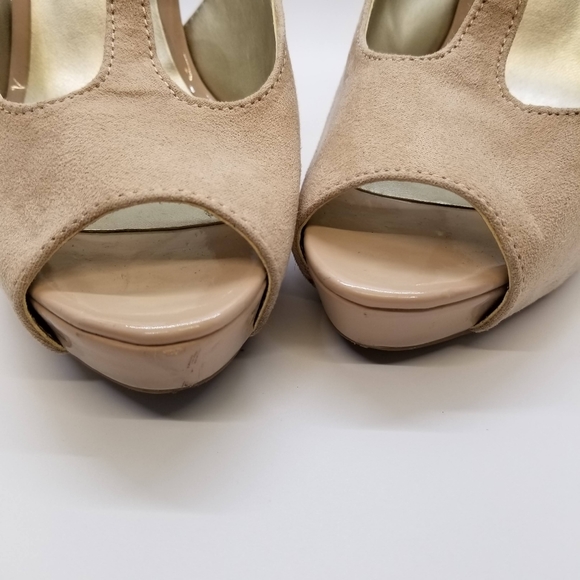 GUESS Open Toed Nude Heels - Picture 6 of 13